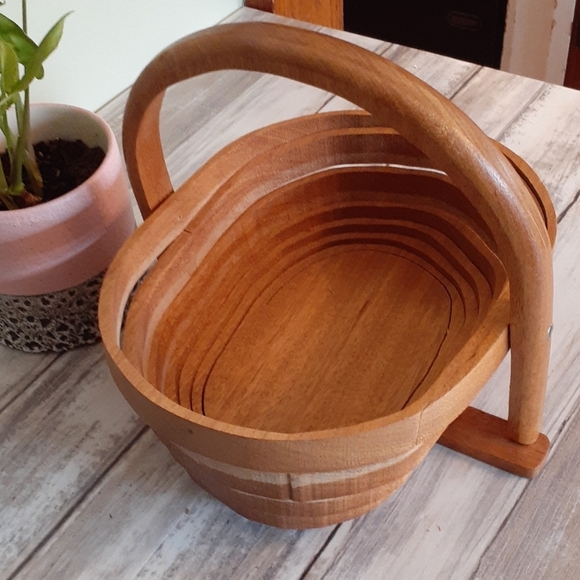 Wooden Trivet/Basket - Picture 3 of 6